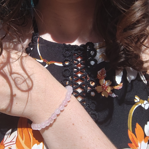 Bracelet Quartz Rose — L'Amour de Soi au Quotidien | Hello Luminous