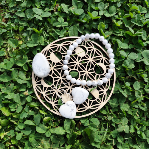 Howlite, apaisement avant la rentrée
