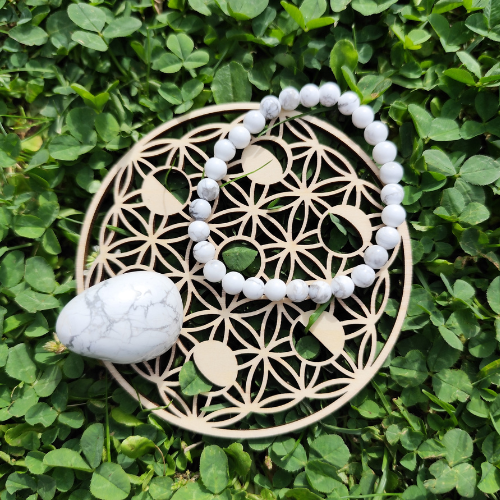 Howlite, pierre et bracelet